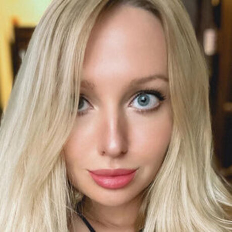 Natalia Tsepkova model adult pic