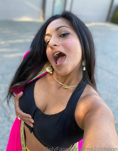 Fme2oblivion nude pornstar photo