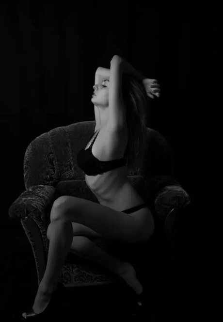 Daniela Bar model high quality images