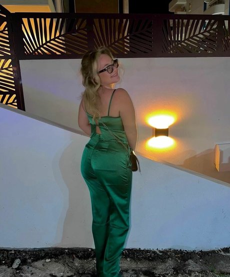 video call onlyfans sexy nudes image