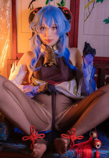 Sameki pornographic star photo