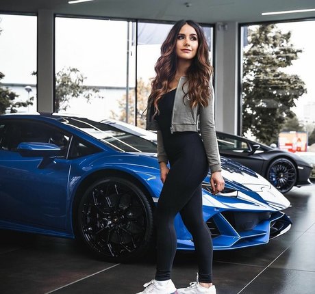 Lisa Yasmin pornstar nice galleries