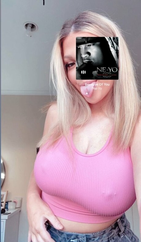 Chantelle A xxx actress images