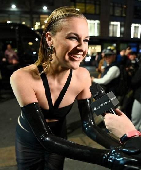 Kelsea Ballerini pornographic actress pics