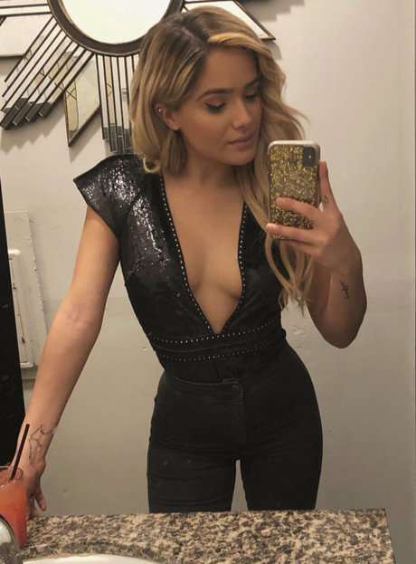 Chachi Gonzales naked pornstar image