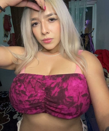 Rosy Rous beautiful model pictures