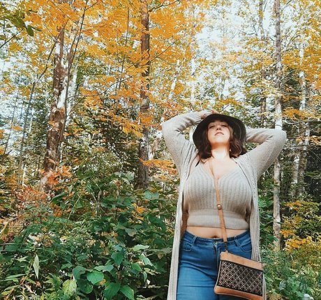 lartdanstoutessesformes pornographic actress archive