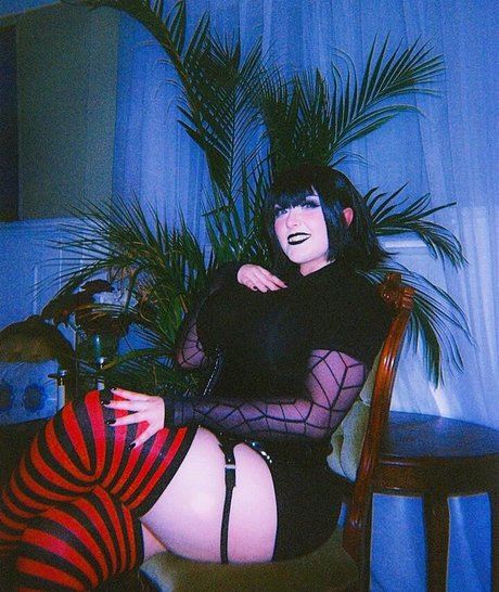 Will O model pornographic picture