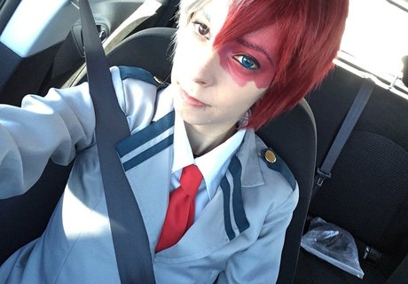 SerasCosplay pretty actress pics