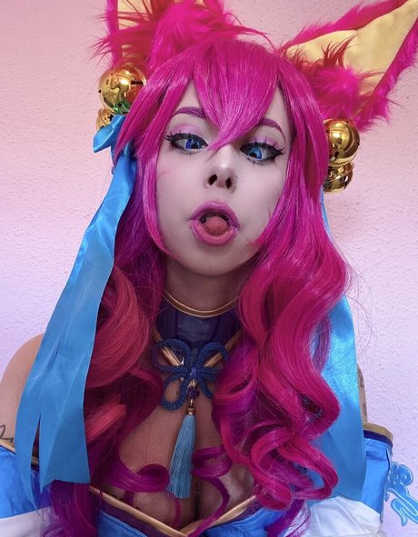 SerasCosplay model perfect images