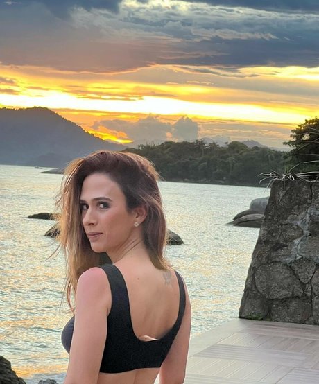 Tata Werneck star hot pictures