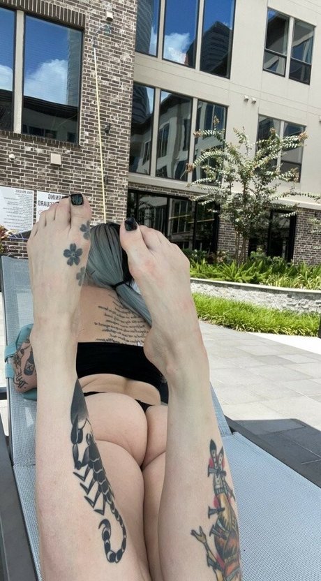 babyorylan model adult archive