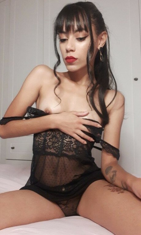 Pretty Chelley nudes model photos