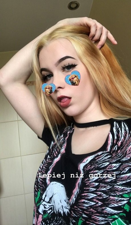 Meghinka nude pornstar img