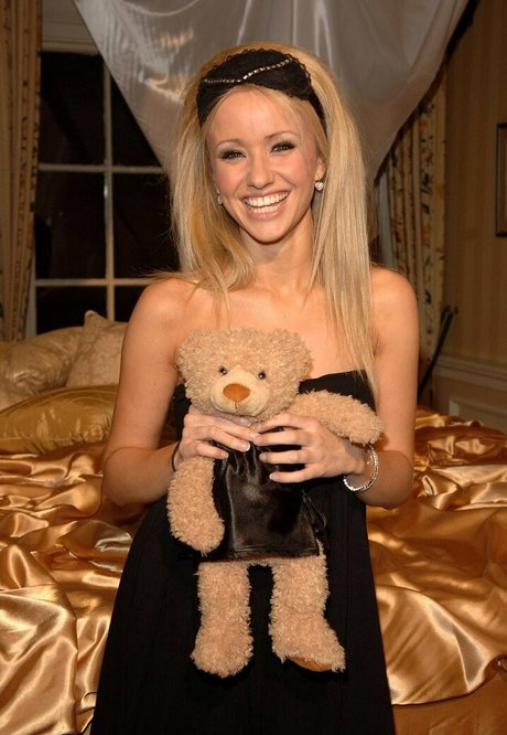 Sammy Winward adult star picture