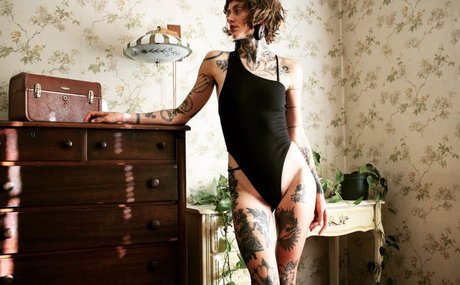 Deadnettle model art archive