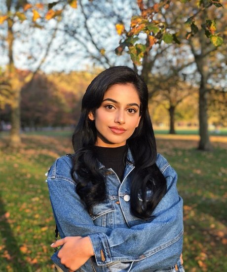 Banita Sandhu free model archive