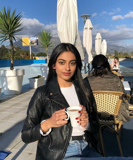 Banita Sandhu nice pornstar archive