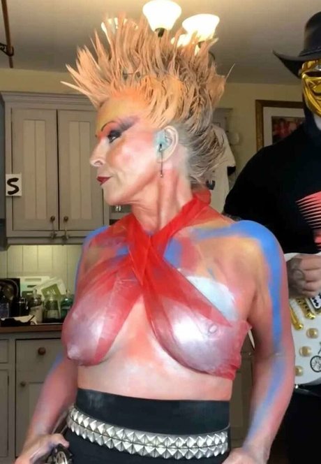 Toyah pretty actress picture