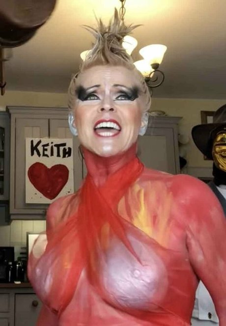 Toyah art model picture