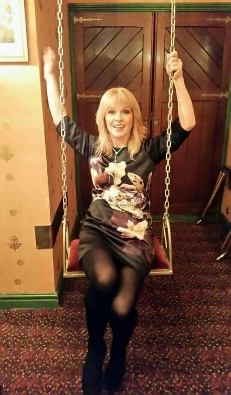 Toyah model best picture