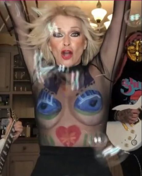 Toyah top model galleries