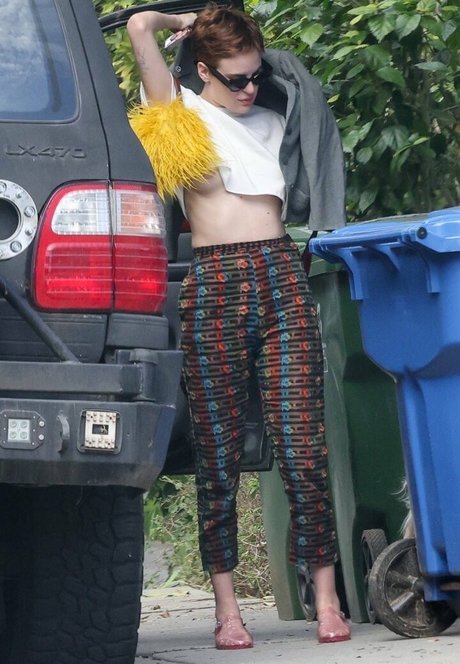 Tallulah Willis star sexy galleries