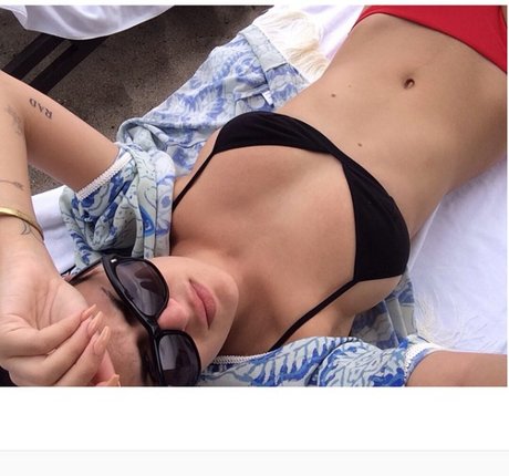 Tallulah Willis model pretty image