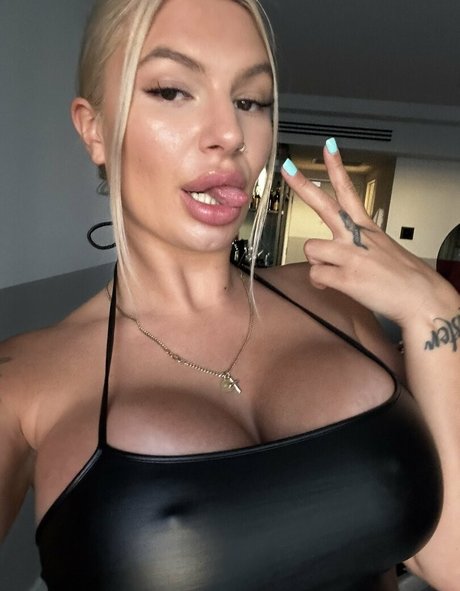 Tfortiddys model xxx galleries