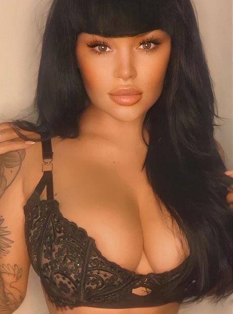 Nicole Tyson erotic star archive