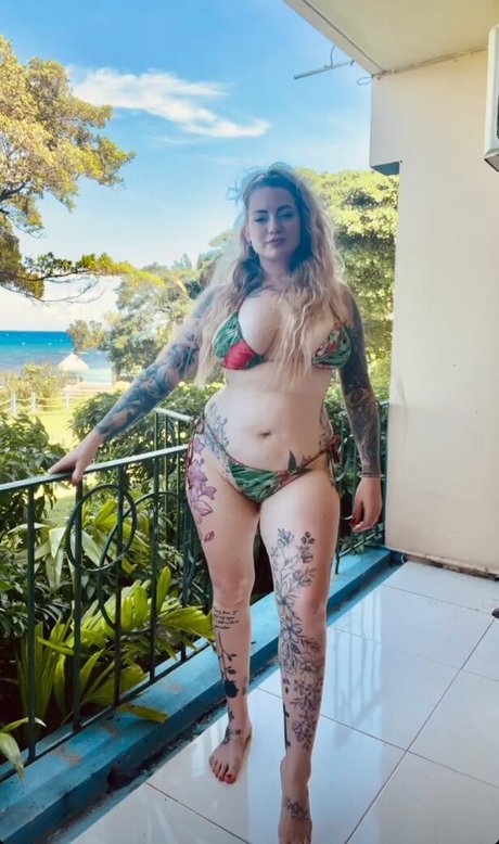 Sinead Bales pornstar top galleries