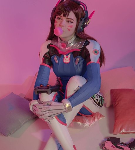 Kawaiitsu adult model pictures