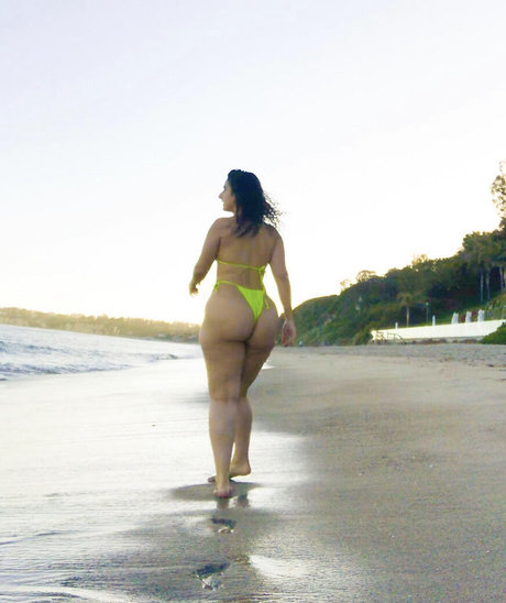 annastayzia naked model pics