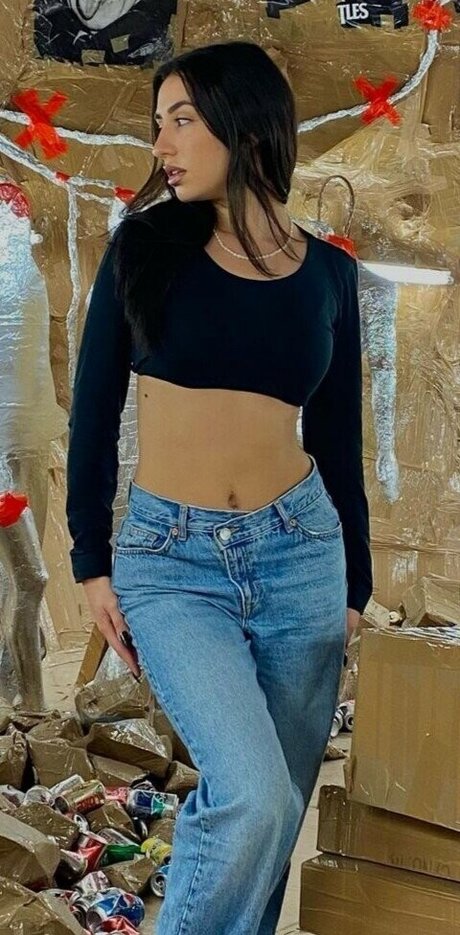 Nabalba sexy pornstar picture