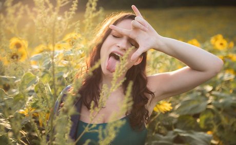 Sydney Meyer art model photo