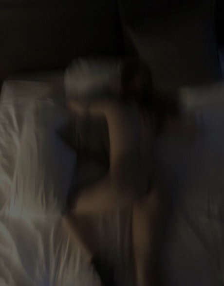 xxmaraselene_ naked pornstar img