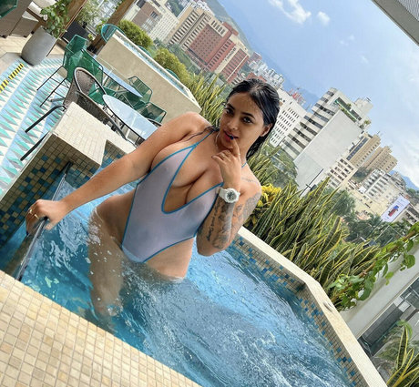 SalommeCruz erotic model archive