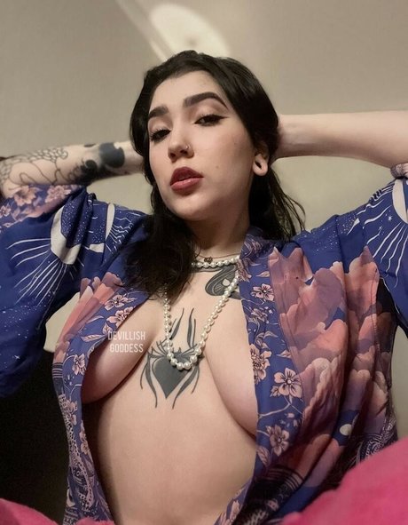 Devilish Goddess nudes star img