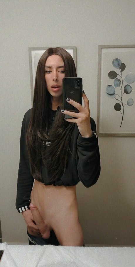 Dawn Rivera hot model pic