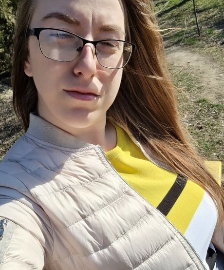 Blondy1 model high quality gallery