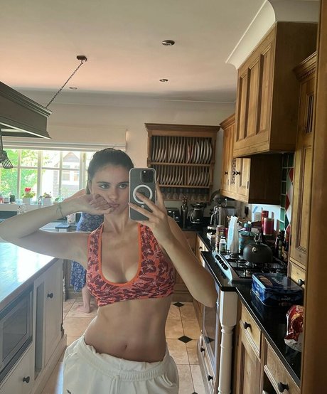 Sophie Slape pornstar xxx picture