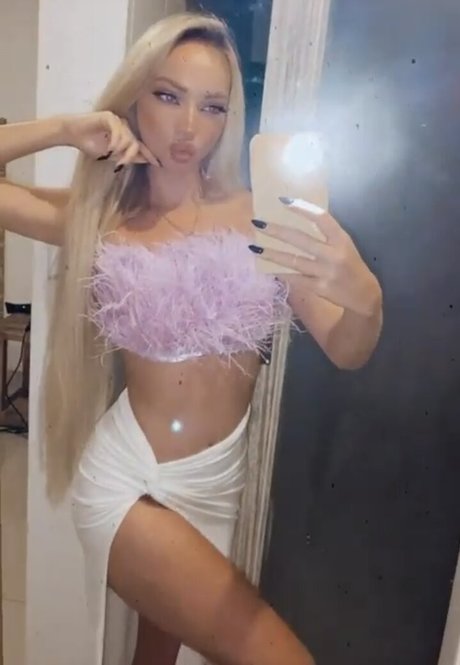 Yana fire model hot photo