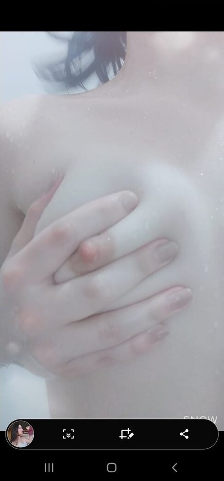 Lexfruit beautiful model img