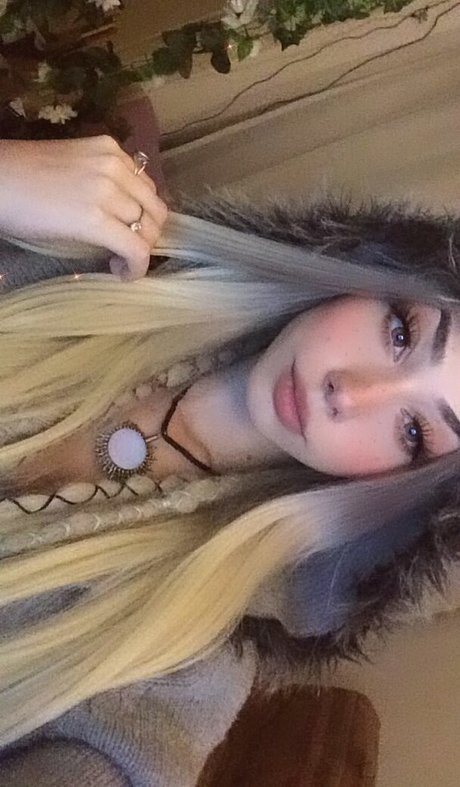 Afrodite jpg erotic actress galleries