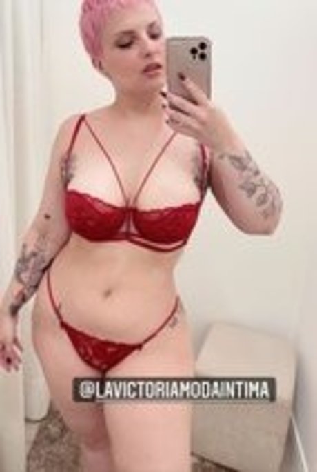 Aline Valentin nudes model pics