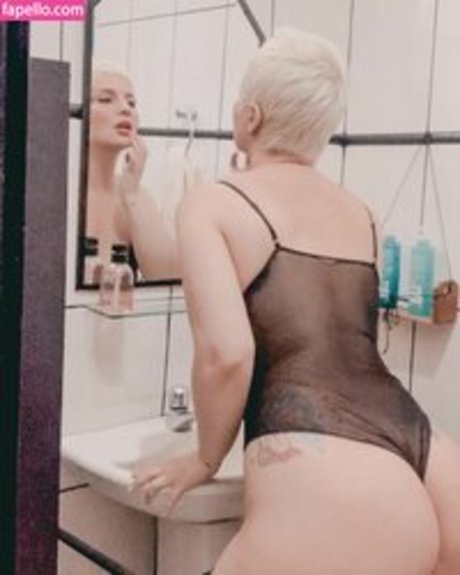 Aline Valentin pornstar exclusive images