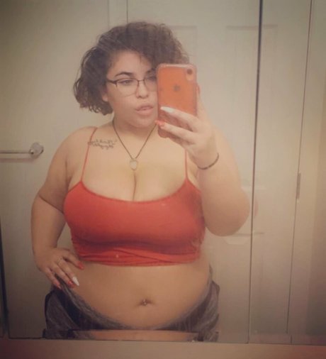 Leishla Gomez model top photos