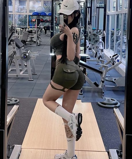 qianbing erotic actress archive