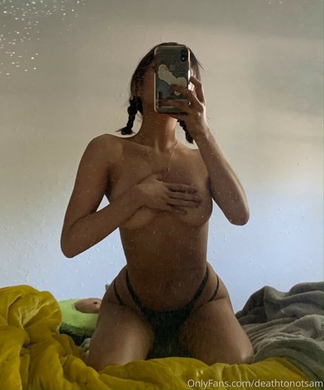 18 free onlyfans sexy pic