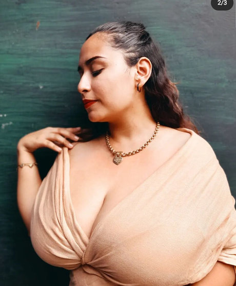 cheerleader nude onlyfans nice archive